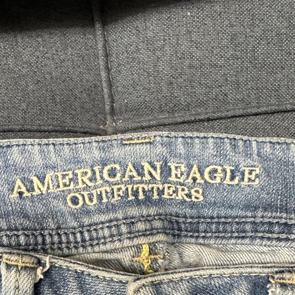 AEO American Eagle Outfitters Light Blue Boot Cut Kick Boot Stretch Blue Jeans - Picture 2 of 12